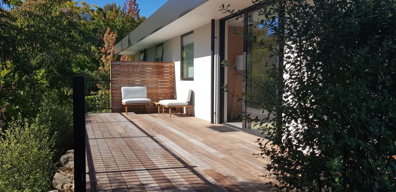 Brookside Central Wanaka Luxury Apartment מראה חיצוני תמונה